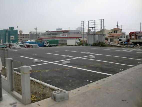 赤坂月極駐車場