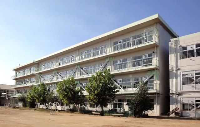 中央区立佃中学校